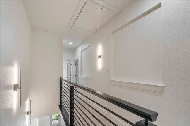 Building Photo - 4353 Clover St