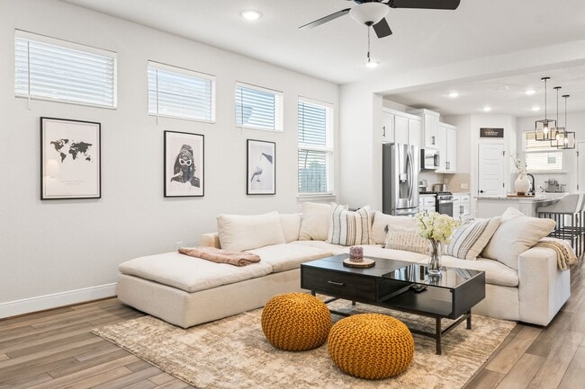 Building Photo - 16622 Daylight Ln