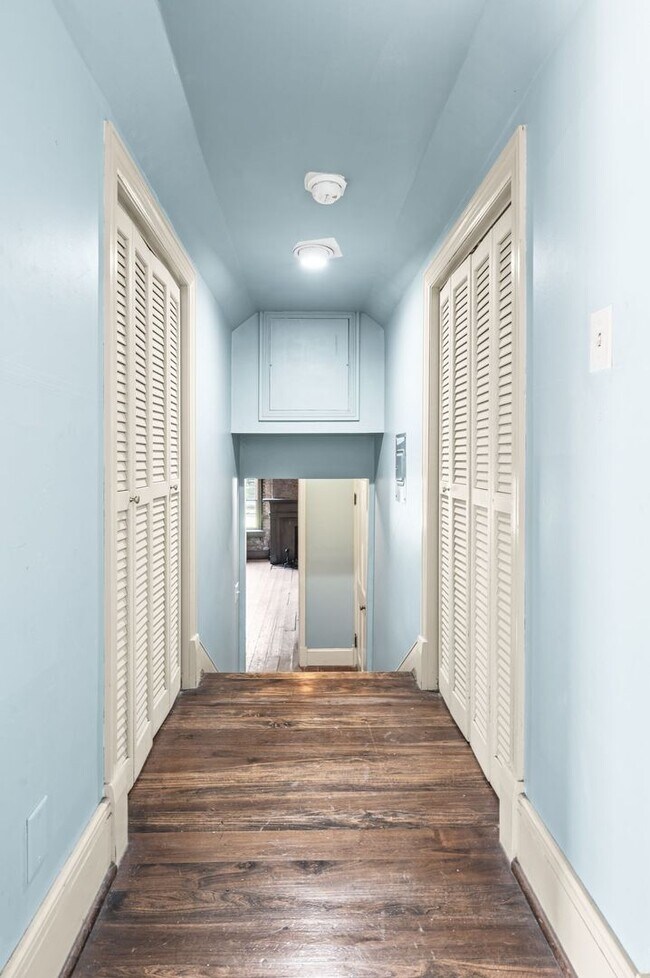 Building Photo - Charming 4BE/3BA Home in Historic Downtown Franklin!