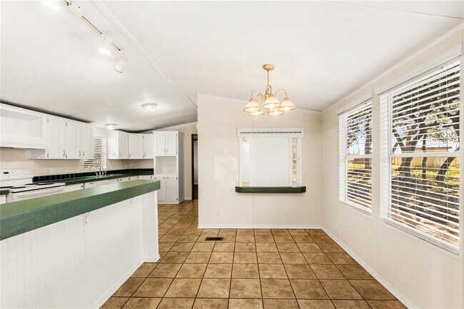 Building Photo - 1780 Farm to Market 1626