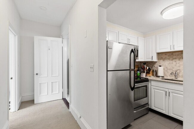 Building Photo - 86 Marlborough St