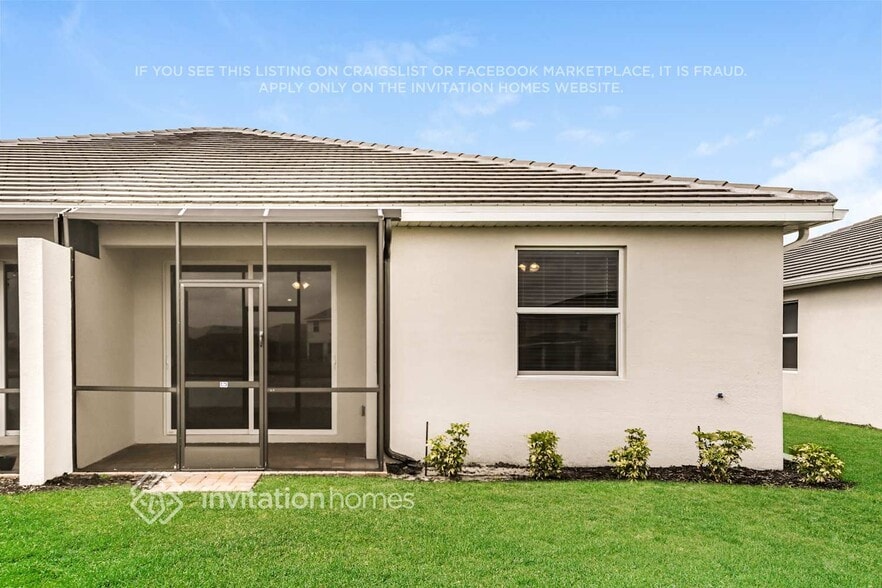 Building Photo - 2235 Dragonfruit Wy