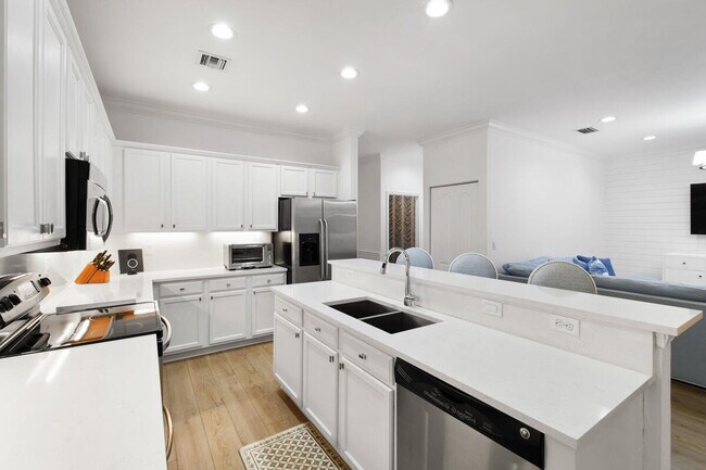 Building Photo - 193 Porgee Rock Pl