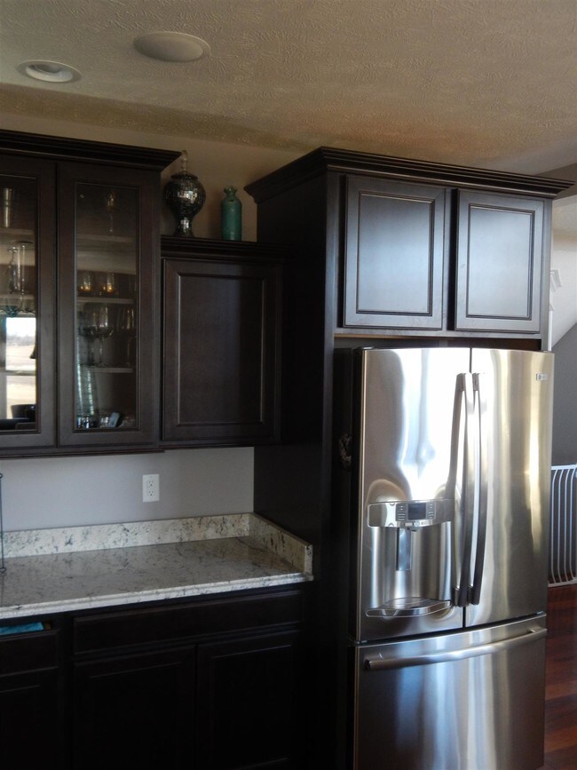 Building Photo - 408 S Prairie St