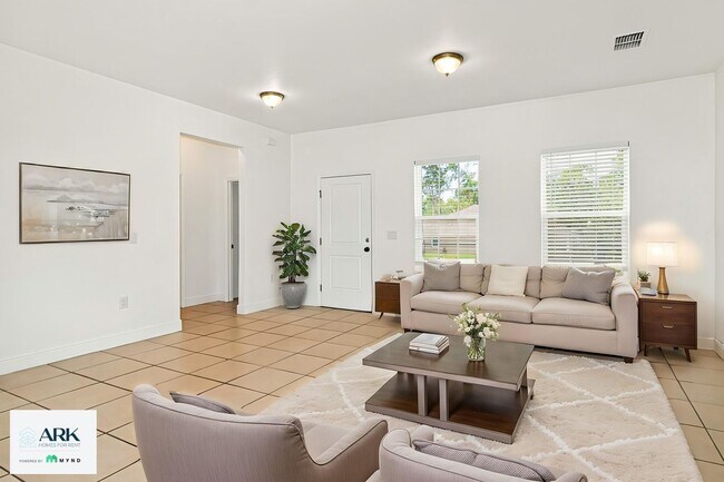 Building Photo - 16673 SW 21 Cir