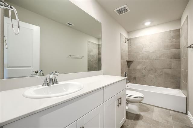 Building Photo - 603 Stagg St