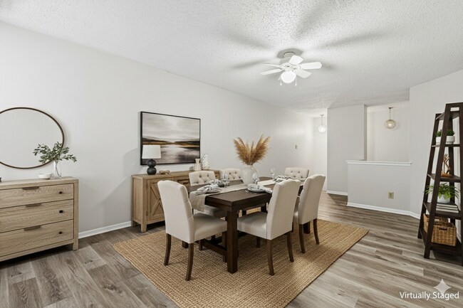 Building Photo - Modern Living in Greenfield