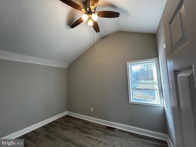 Building Photo - 448 Plum Alley