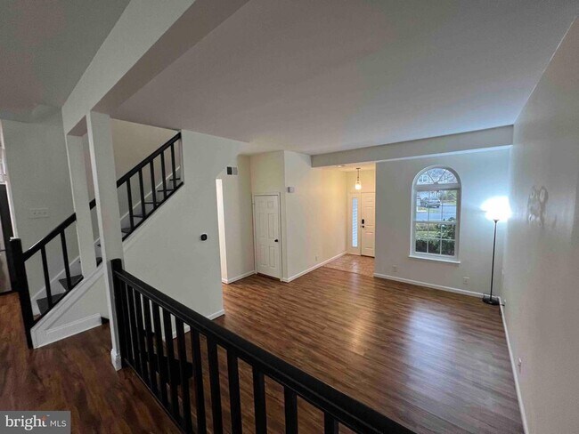 Building Photo - 6247 Spring Knoll Dr