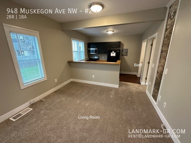 Building Photo - 948 Muskegon Ave NW