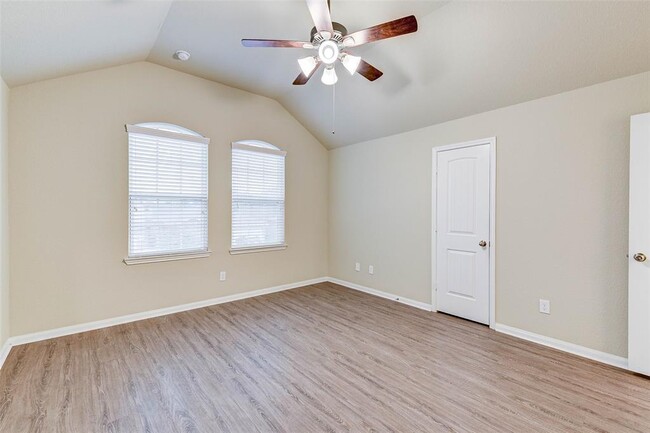 Building Photo - 5915 Nodaway Creek Ct