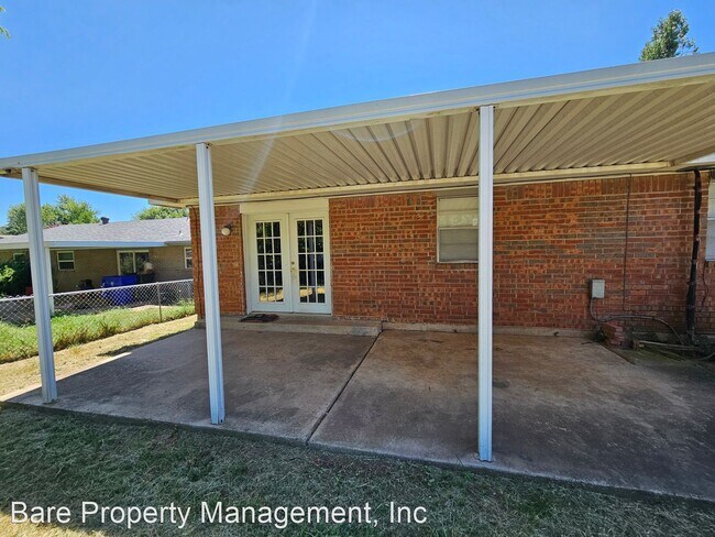 Building Photo - 3 br, 2 bath House - 1703 Village Drive