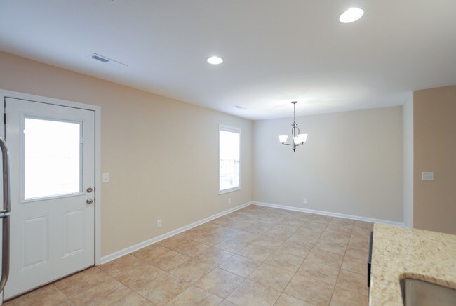 Building Photo - 1607 Railton Ct