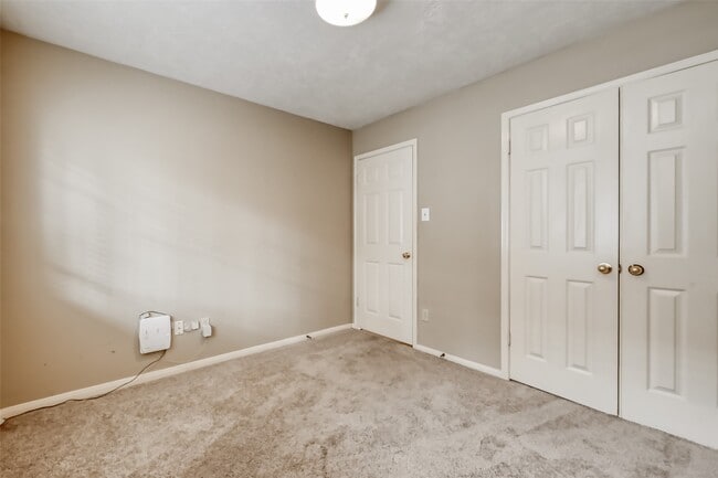 Building Photo - 5007 Maple Brook Ln