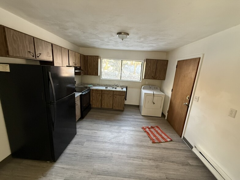 Building Photo - 67 Dallas Ave