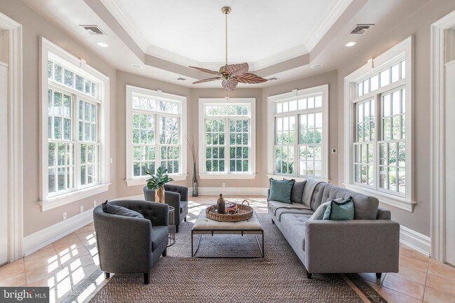 Building Photo - 2115 Pony Trail Dr