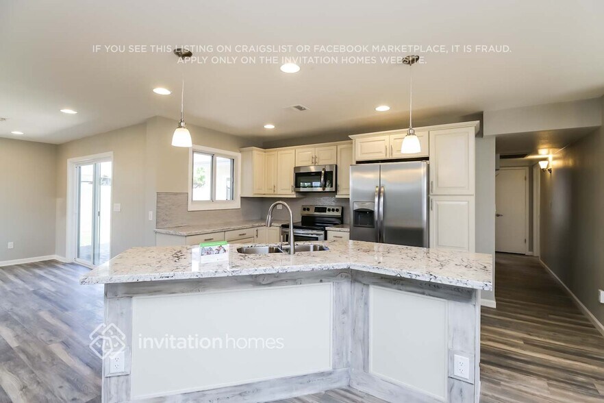 Building Photo - 1128 E Marny Rd