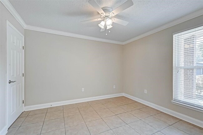 Building Photo - 21231 Park Rock Ln