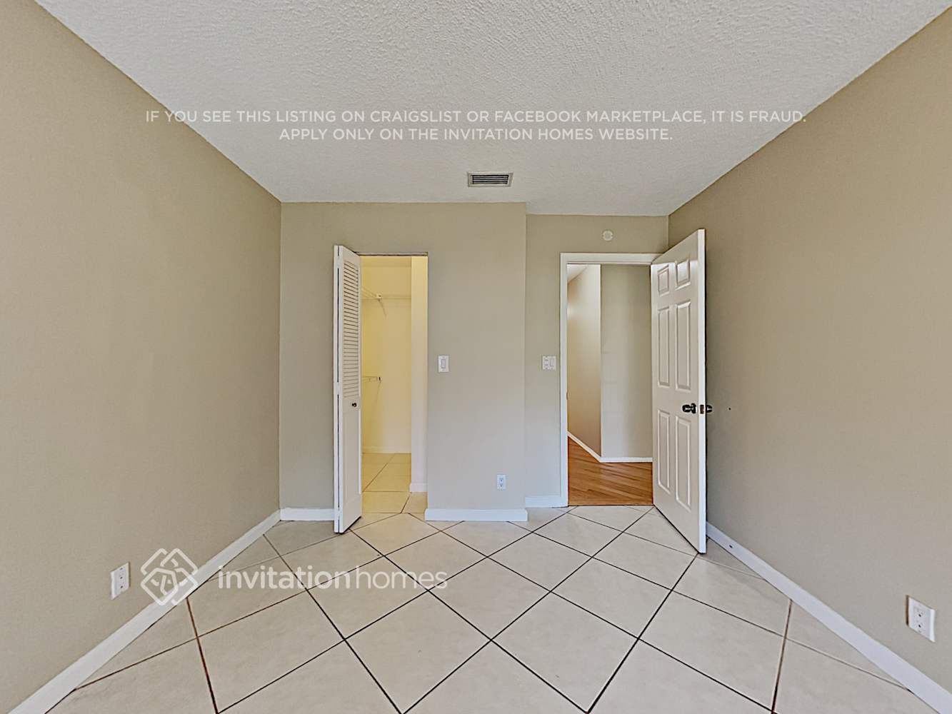 Building Photo - 10347 NW 50th Ct