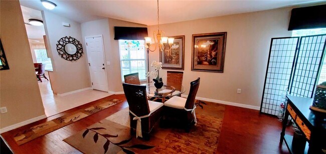 Building Photo - 520 Millifiora Ln