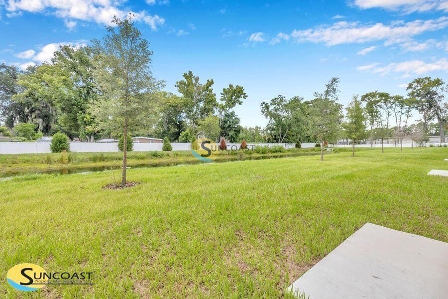 Building Photo - 9572 Hood Rd