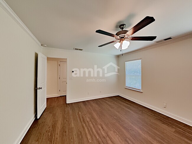 Building Photo - 179 Makenna Dr