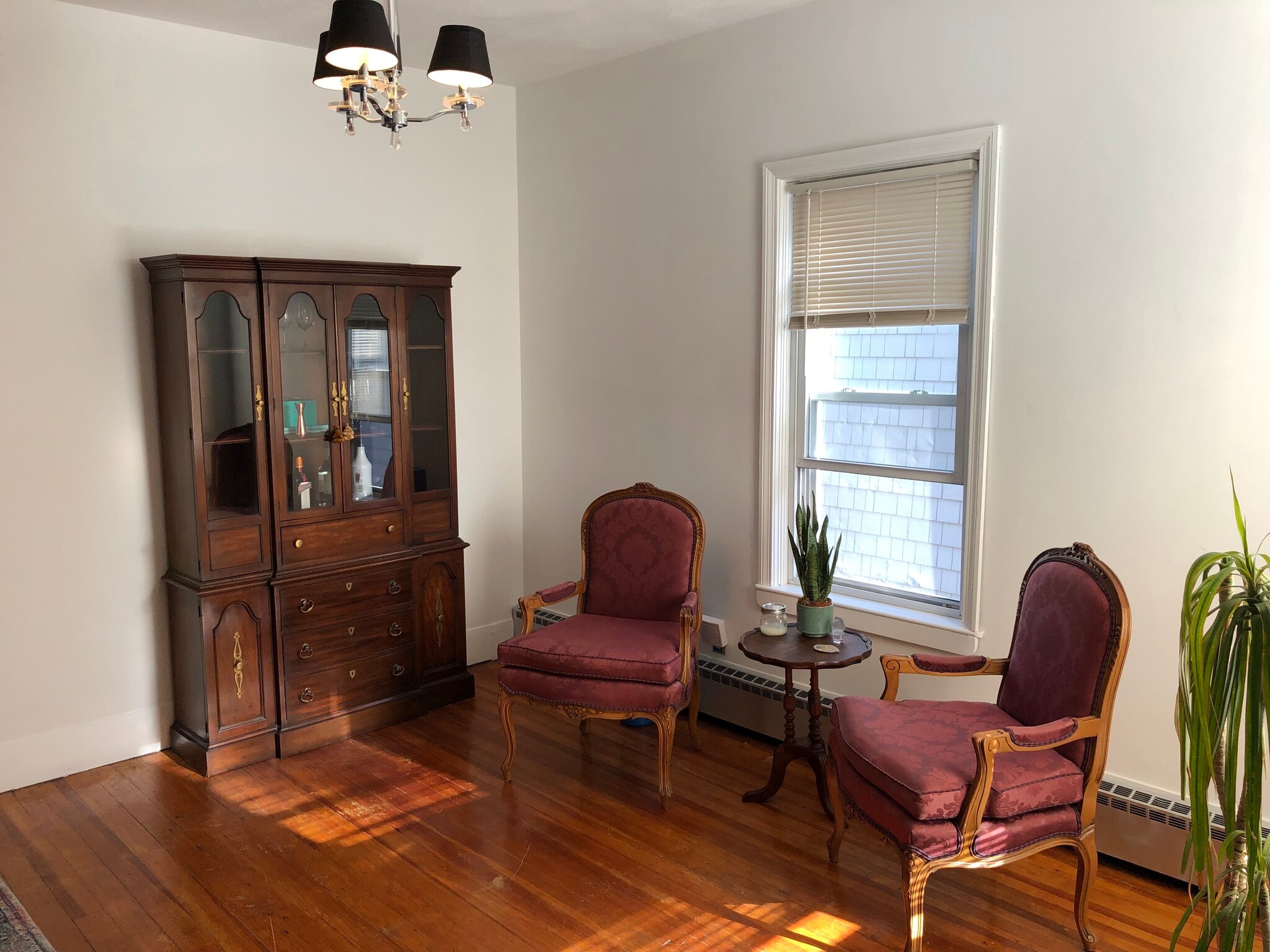 Building Photo - 154 Webster Ave