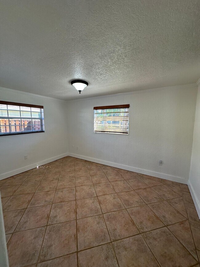 Building Photo - 515 NW 202nd Terrace