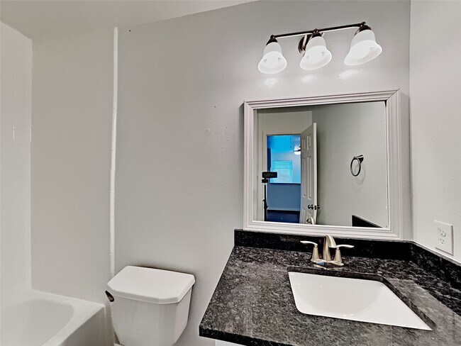 Building Photo - 6550 Garden Trail Ct