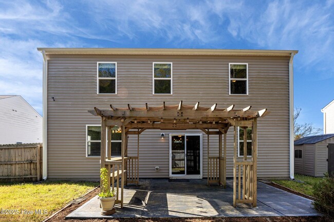 Building Photo - 115 Tralee Pl