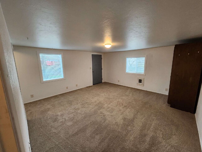 Building Photo - Studio in Sequim
