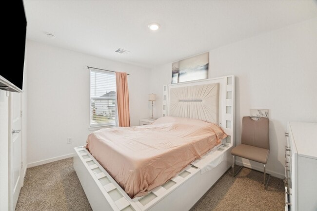 Building Photo - 7122 Clearwater Cv Dr