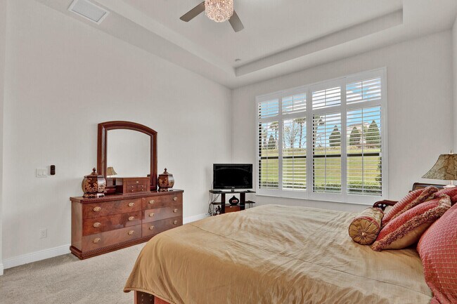 Building Photo - 9204 SW Arco Wy