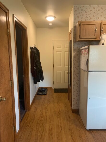 Building Photo - 796 S Barre Rd