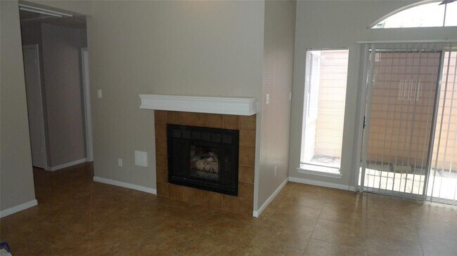 Building Photo - 7772 Park Falls Dr