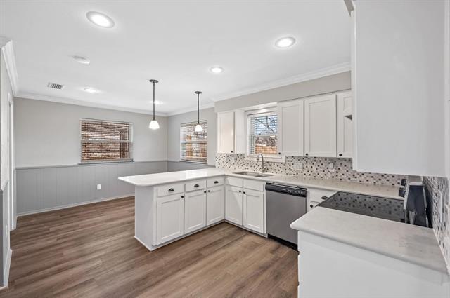 Building Photo - 660 Springhill Dr