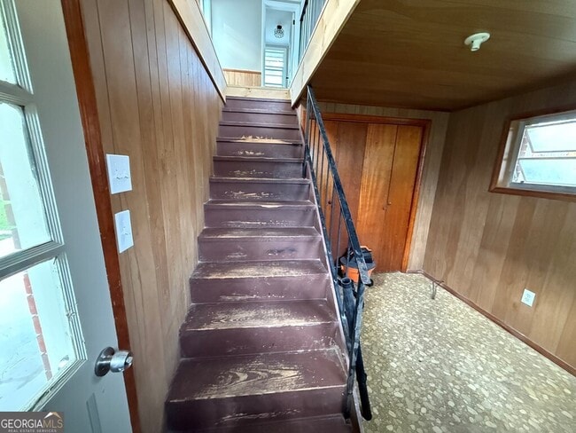 Building Photo - 412 Roberson St