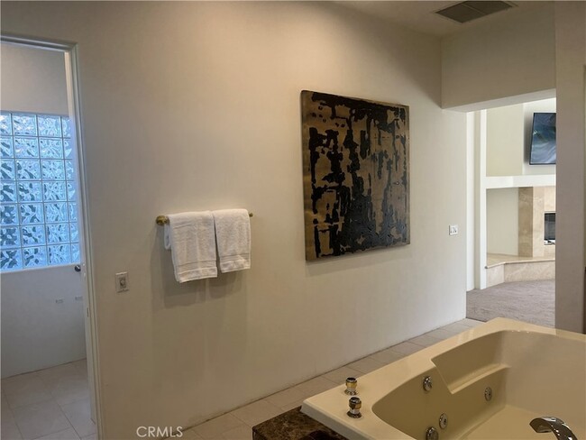 Building Photo - 45540 Cielito Dr