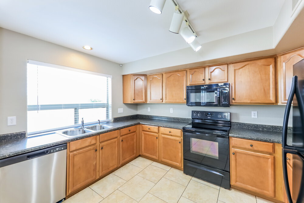 Building Photo - 2534 W Blue Sky Dr