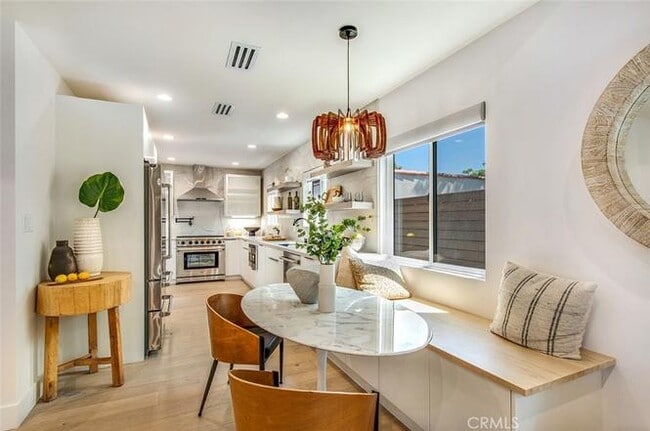 Building Photo - 1620 Glyndon Ave