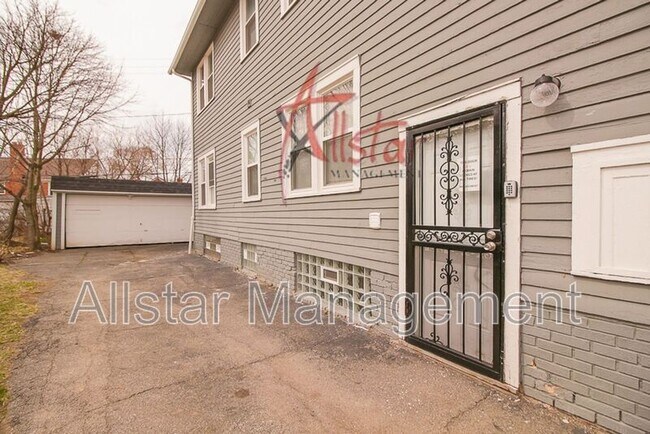 Building Photo - 1550 Glenmont Rd