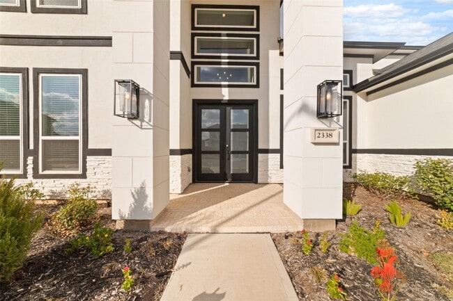 Building Photo - 2338 Shooting Star Ln