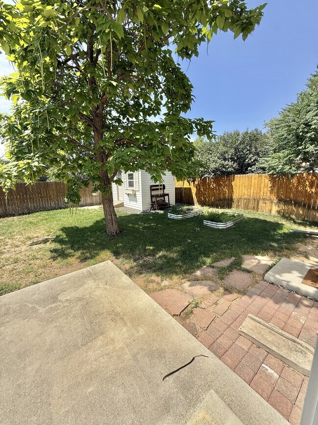 Building Photo - 913 N 7th St
