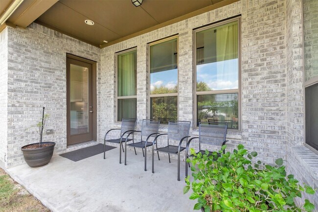 Building Photo - 3511 Solaro Ln