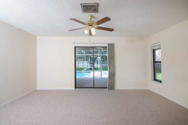 Building Photo - Englewood Annual Pool Home for Rent