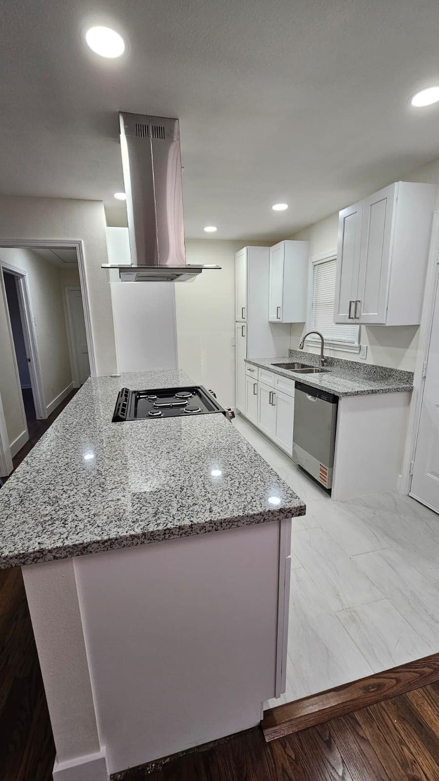 Building Photo - 6806 Jay St