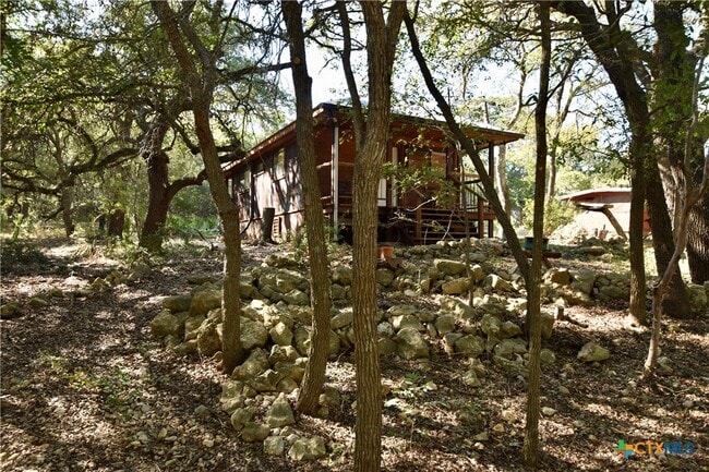 Building Photo - 2301 Lime Kiln Rd