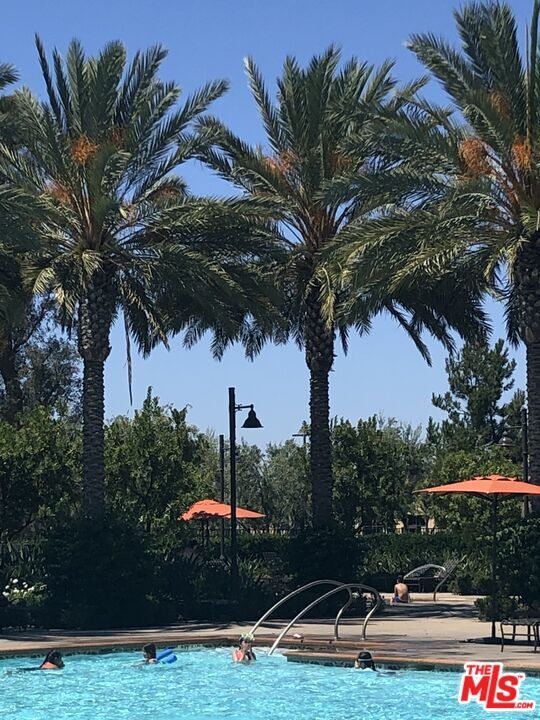 Building Photo - 51 Ivory Petal