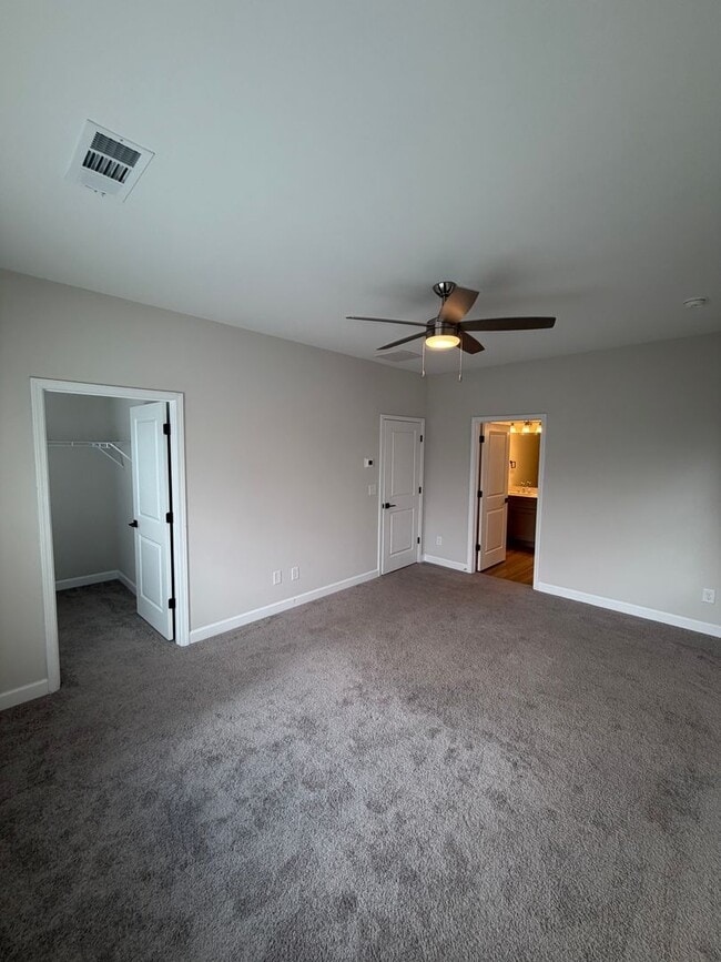 Building Photo - BRAND NEW TOWNHOMES AVALIABLE NOW