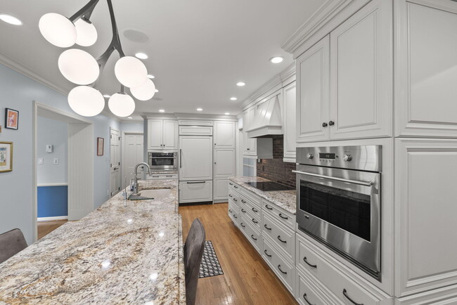Building Photo - 309 Greenbriar Rd
